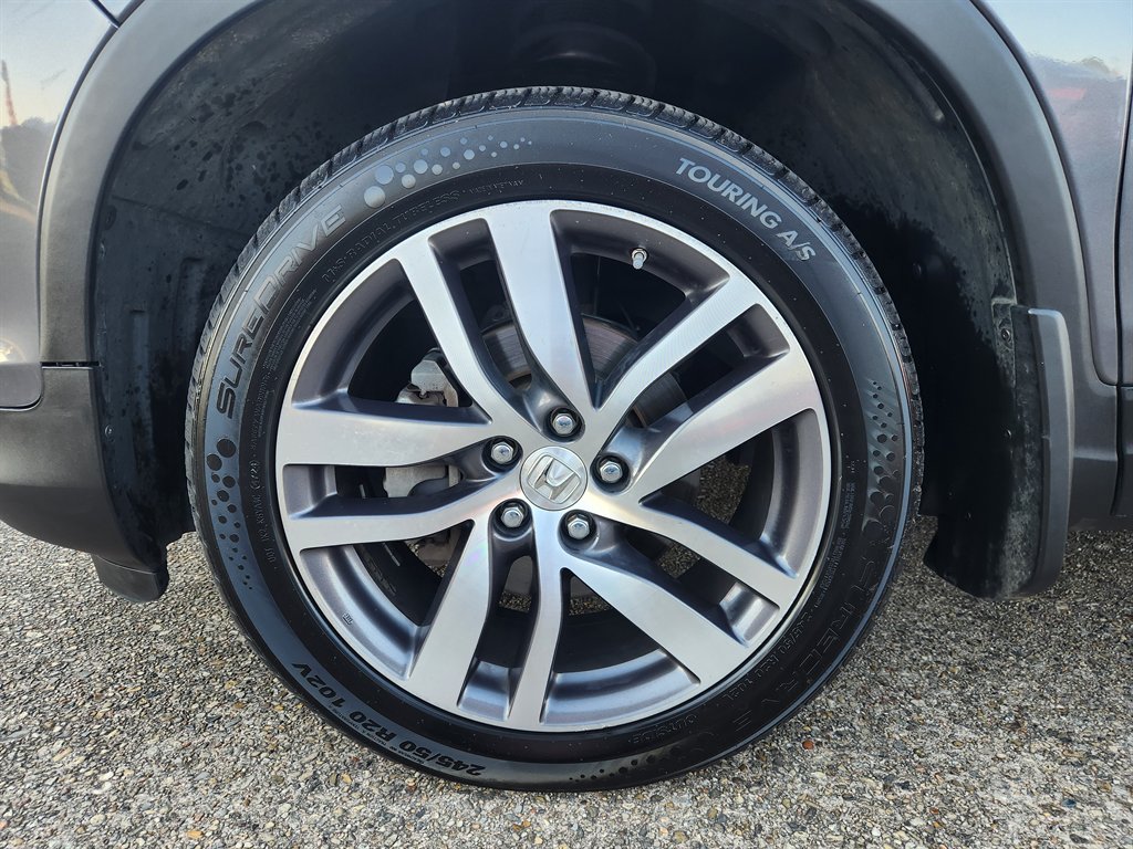 2017 Honda Pilot - $16,995
