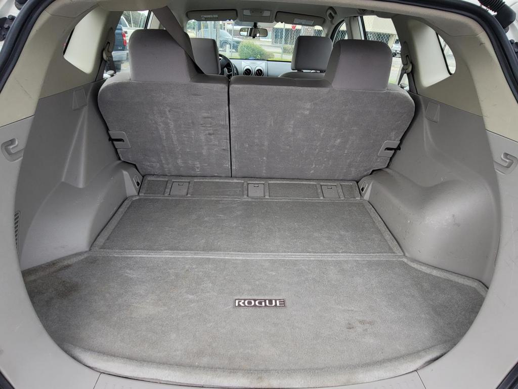 2014 Nissan Rogue Select S photo