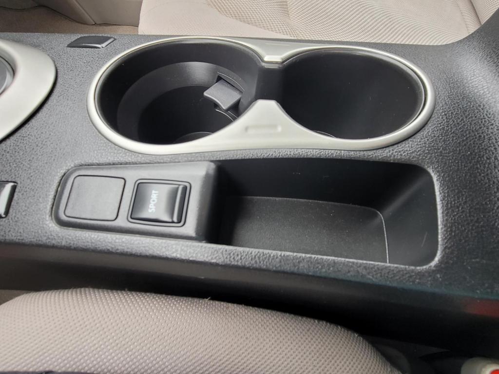2014 Nissan Rogue Select S photo