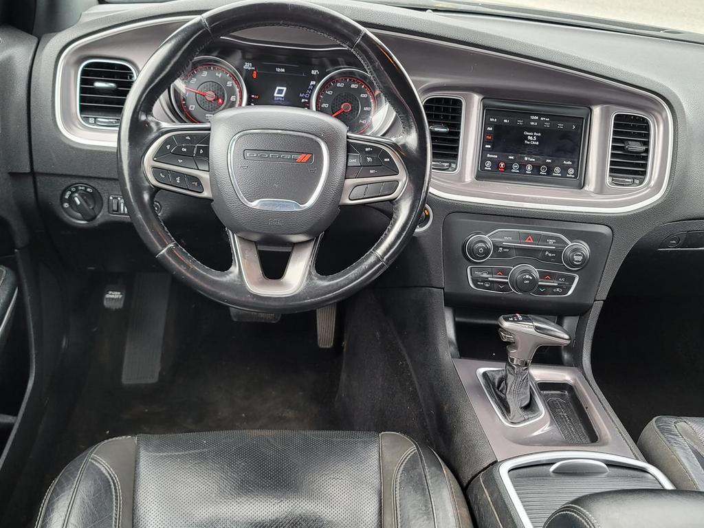 2020 Dodge Charger SXT photo