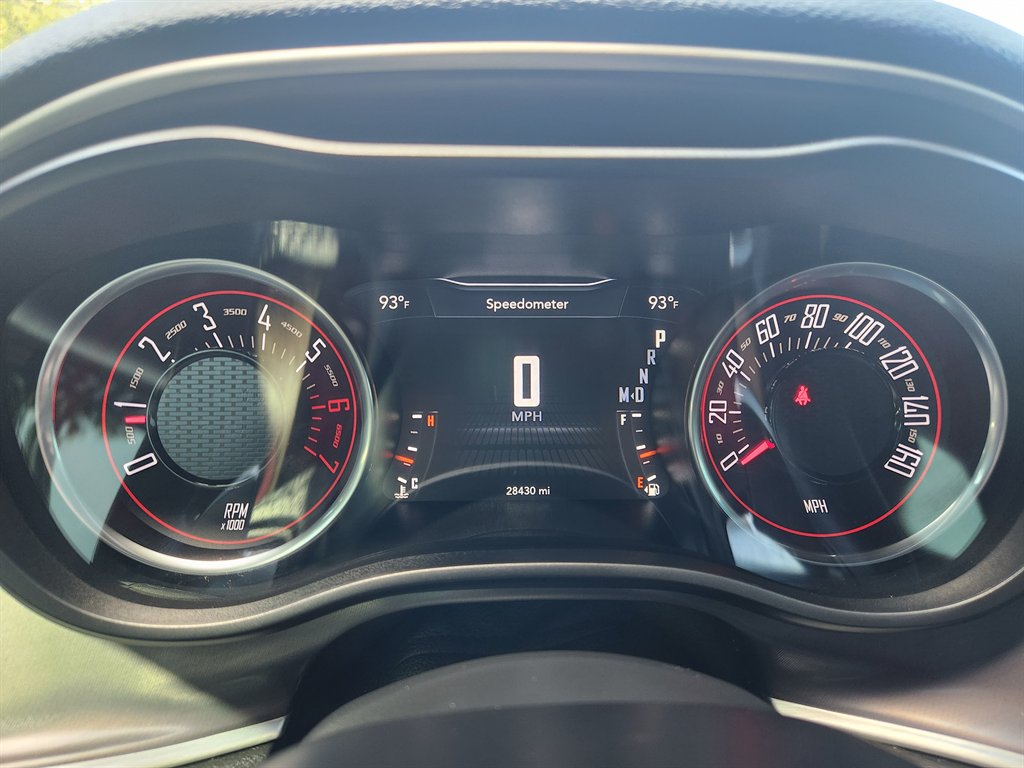 2022 Dodge Challenger - $29,500