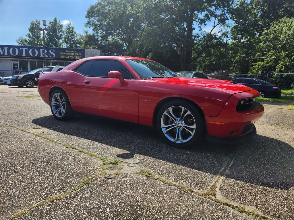 2022 Dodge Challenger - $29,500