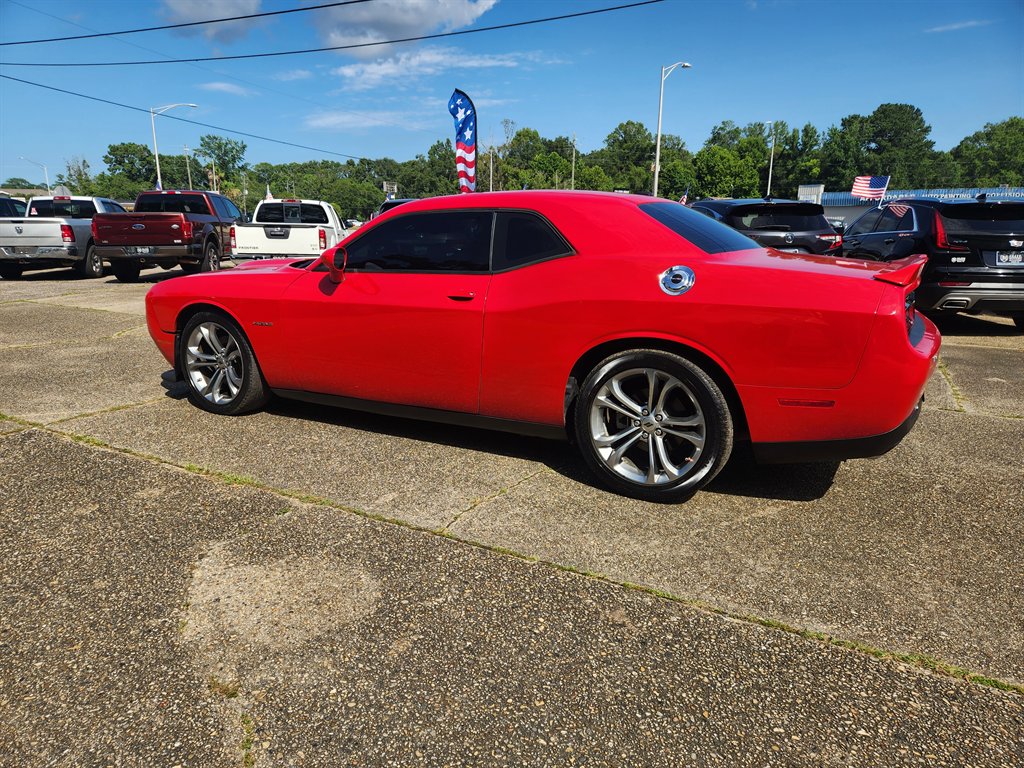 2022 Dodge Challenger - $29,500
