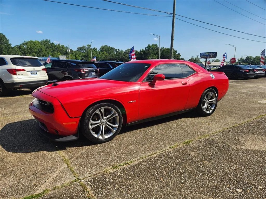 2022 Dodge Challenger - $29,500