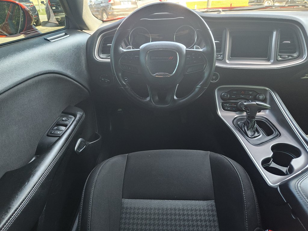 2022 Dodge Challenger - $29,500