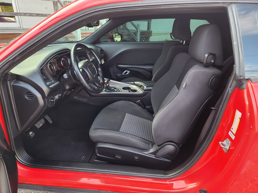 2022 Dodge Challenger - $29,500