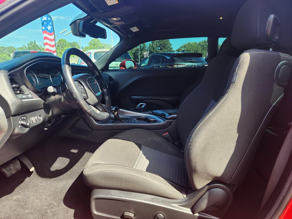 2022 Dodge Challenger - $29,500