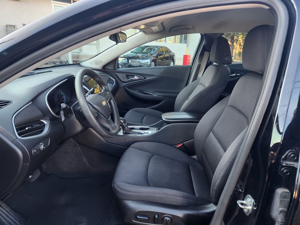 2024 Chevrolet Malibu - $16,995