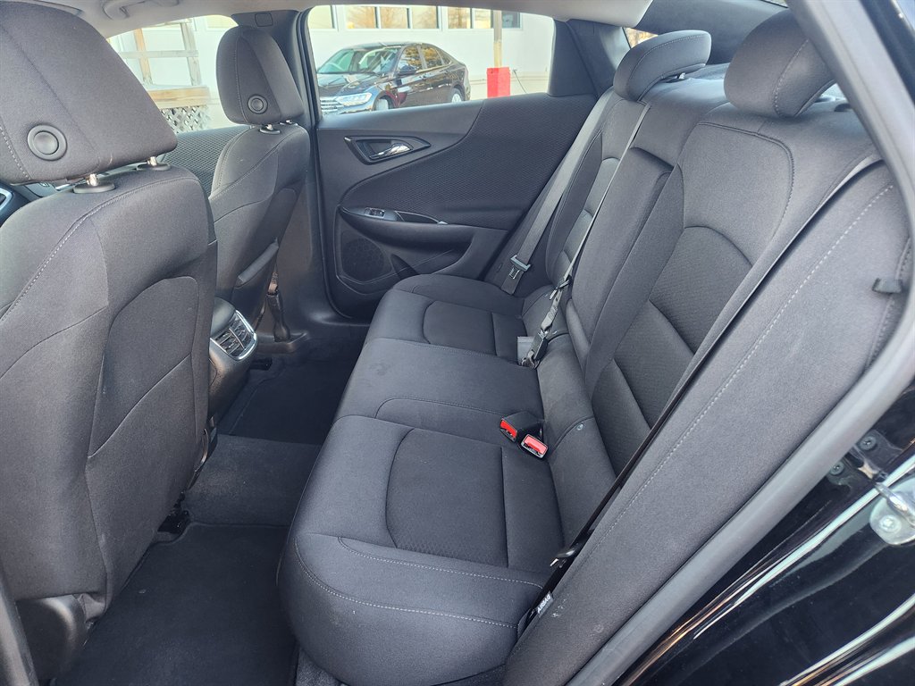 2024 Chevrolet Malibu - $16,995