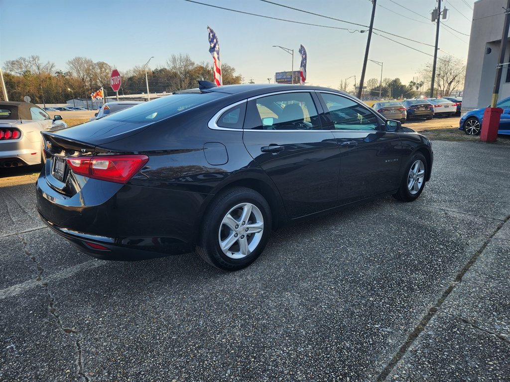 2024 Chevrolet Malibu - $16,995