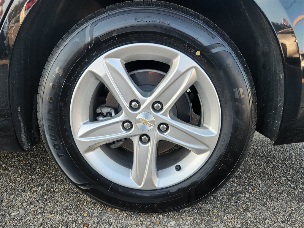 2024 Chevrolet Malibu - $16,995