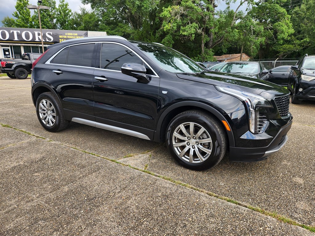 2023 Cadillac XT4 - $21,799