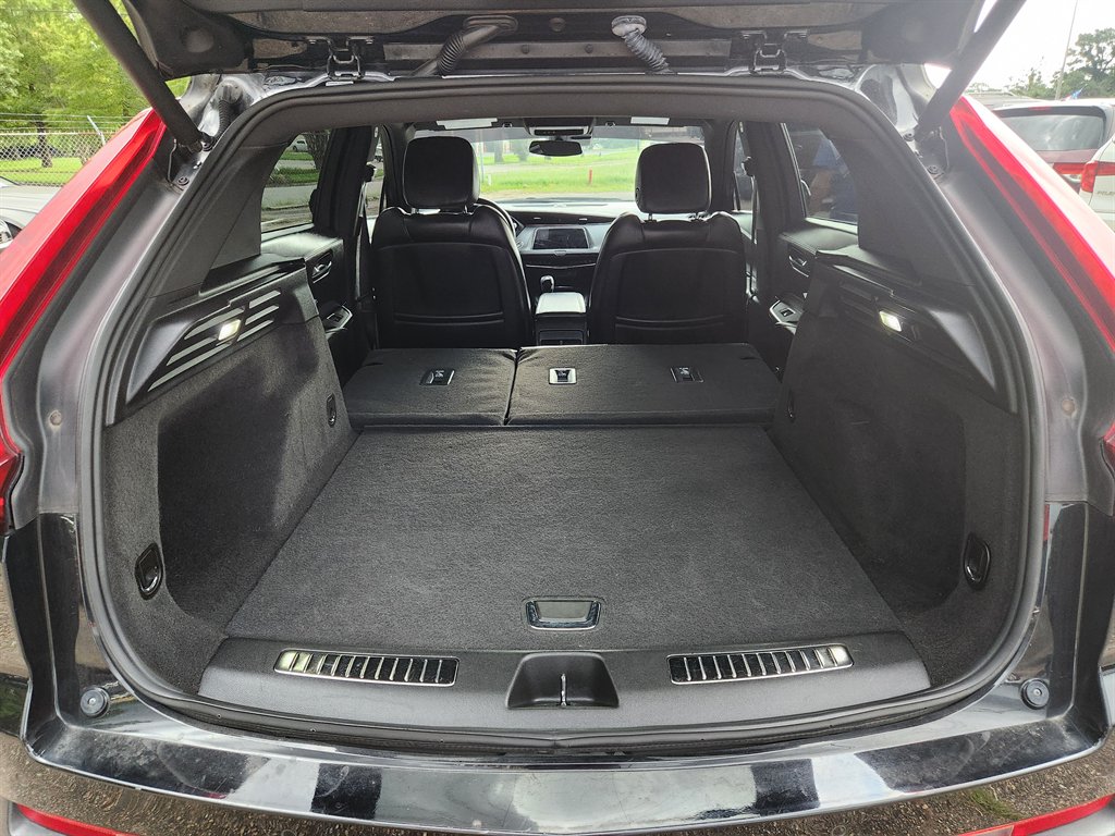 2023 Cadillac XT4 - $21,799