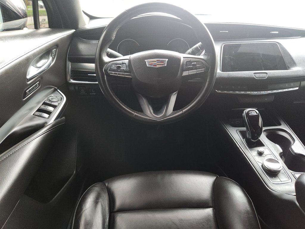 2023 Cadillac XT4 - $21,799
