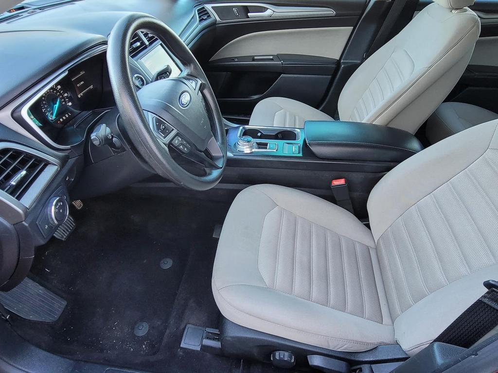 2019 Ford Fusion S photo