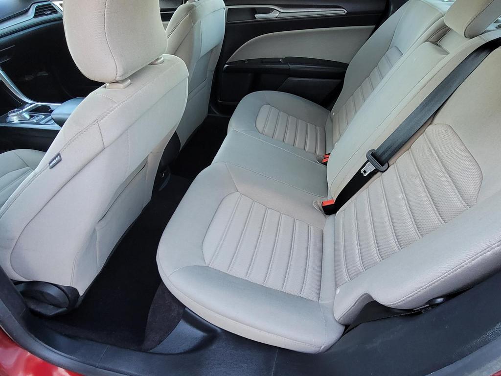 2019 Ford Fusion S photo