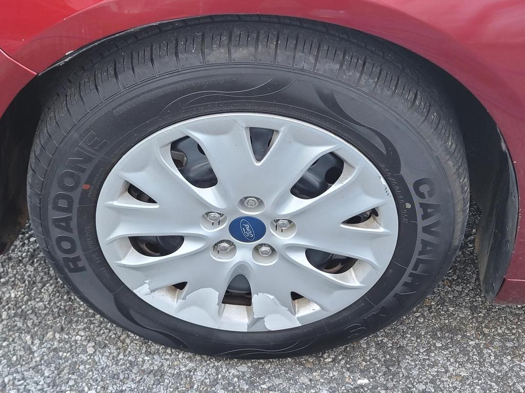 2019 Ford Fusion S photo
