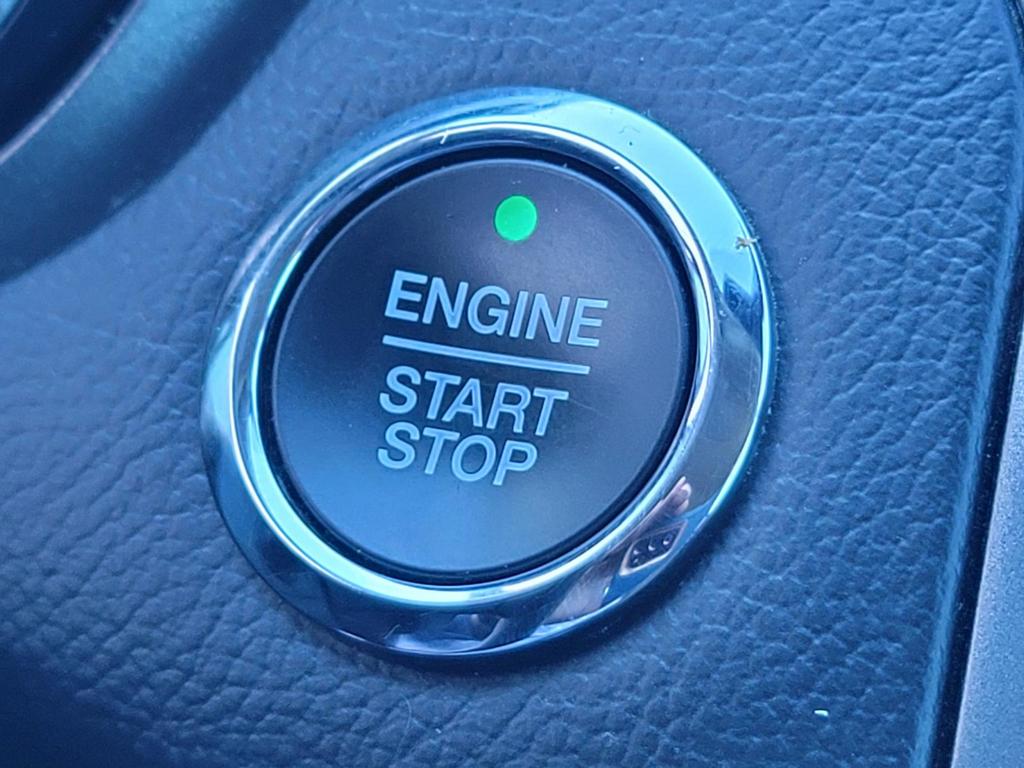 2019 Ford Fusion S photo