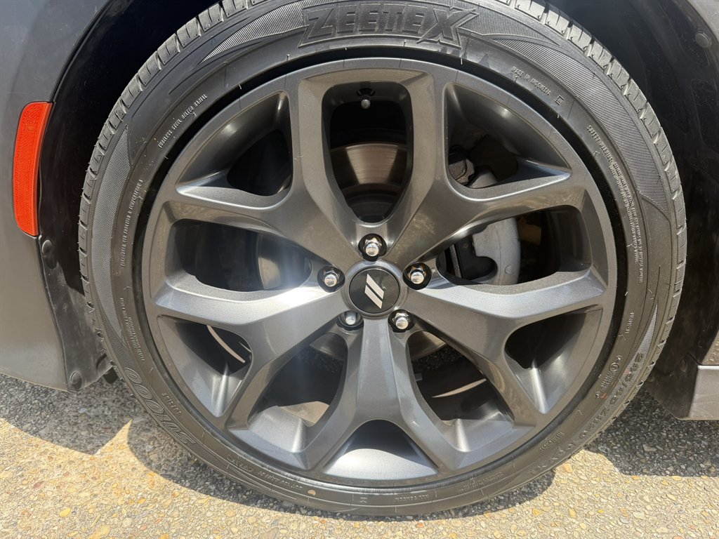 2022 Dodge Charger - $28,500