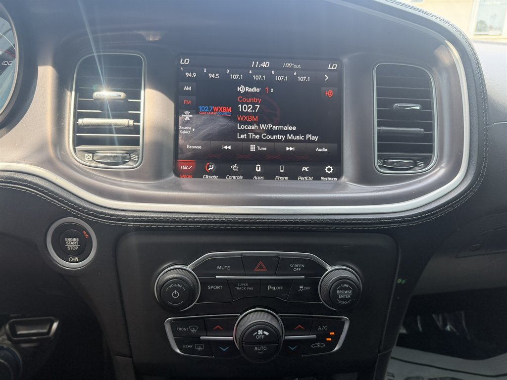 2022 Dodge Charger - $28,500