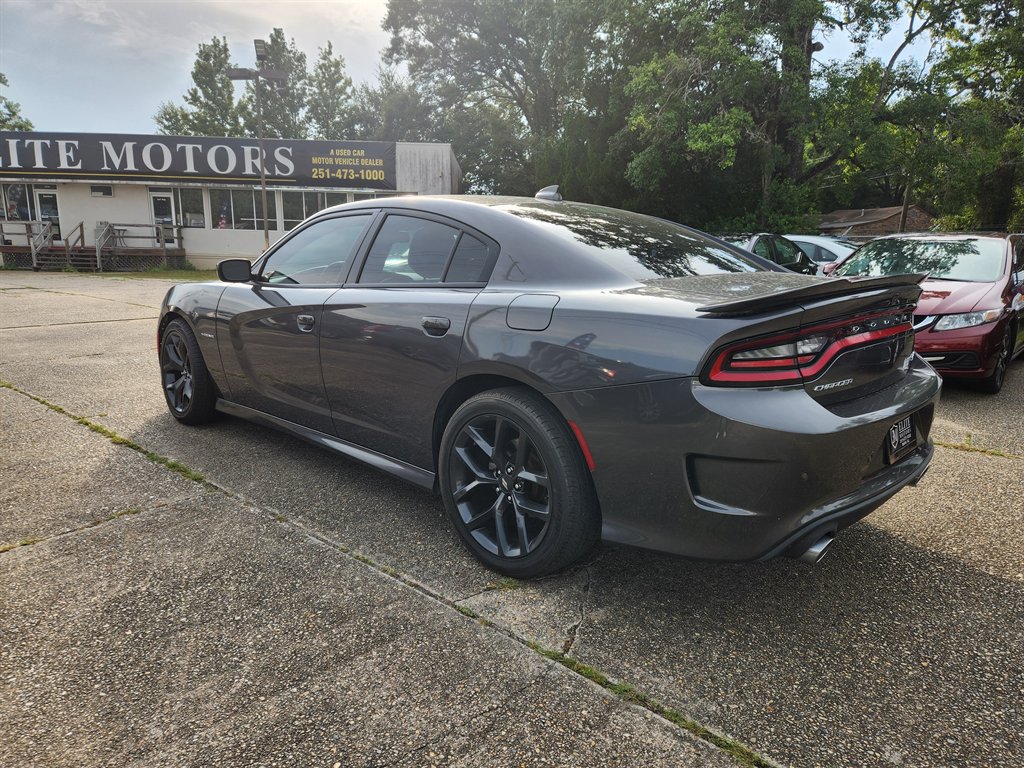 2022 Dodge Charger - $28,500