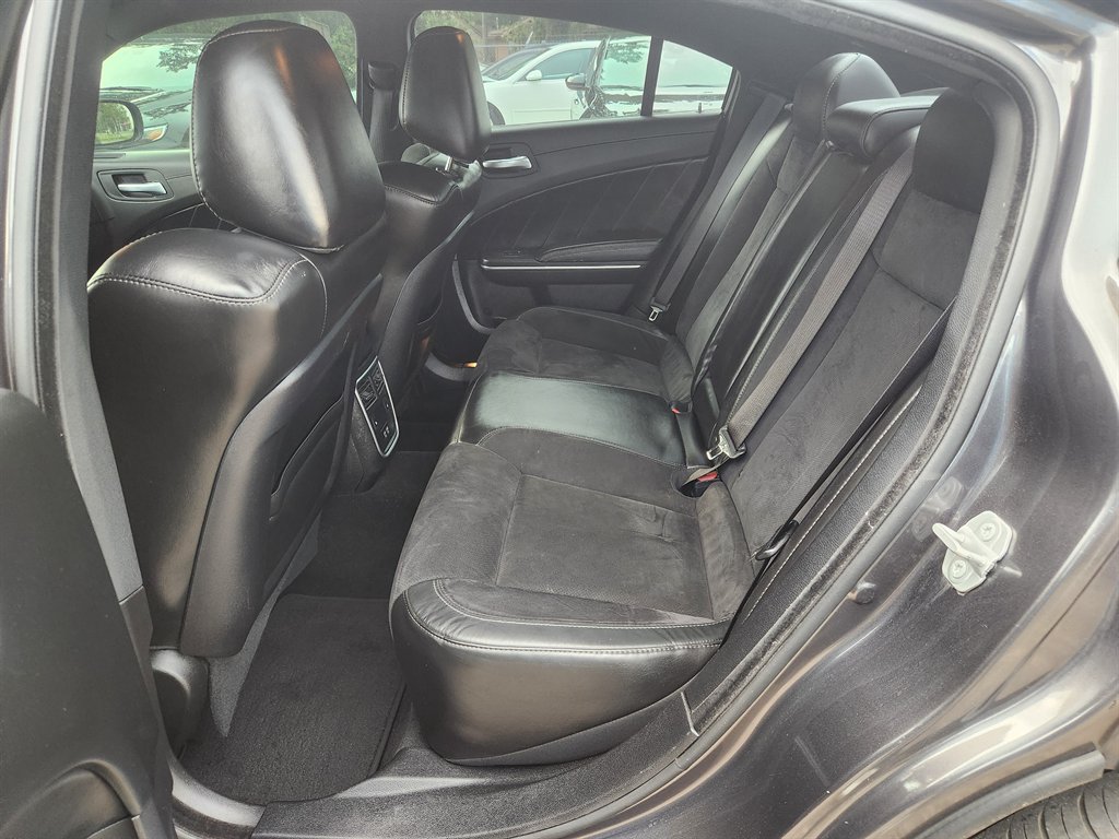 2022 Dodge Charger - $28,500