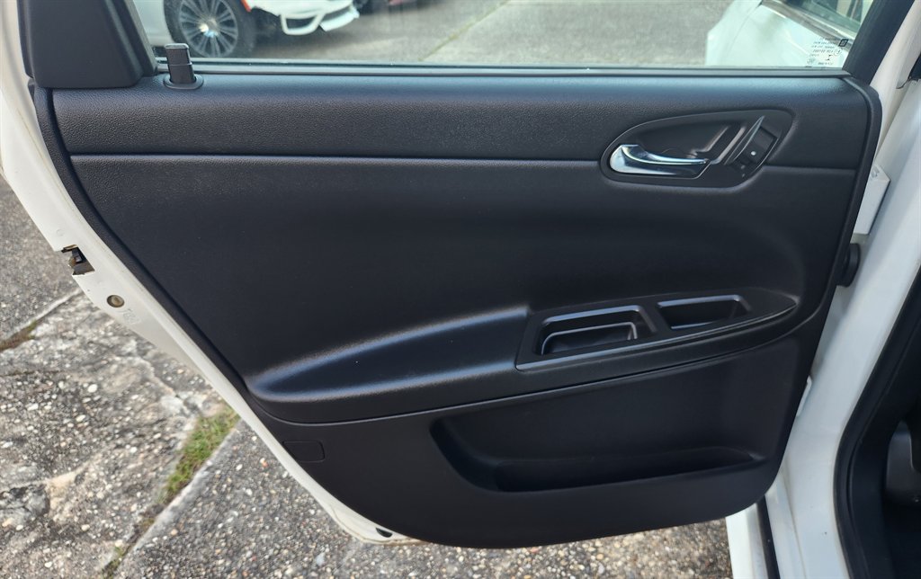 2016 Chevrolet Impala - $9,995