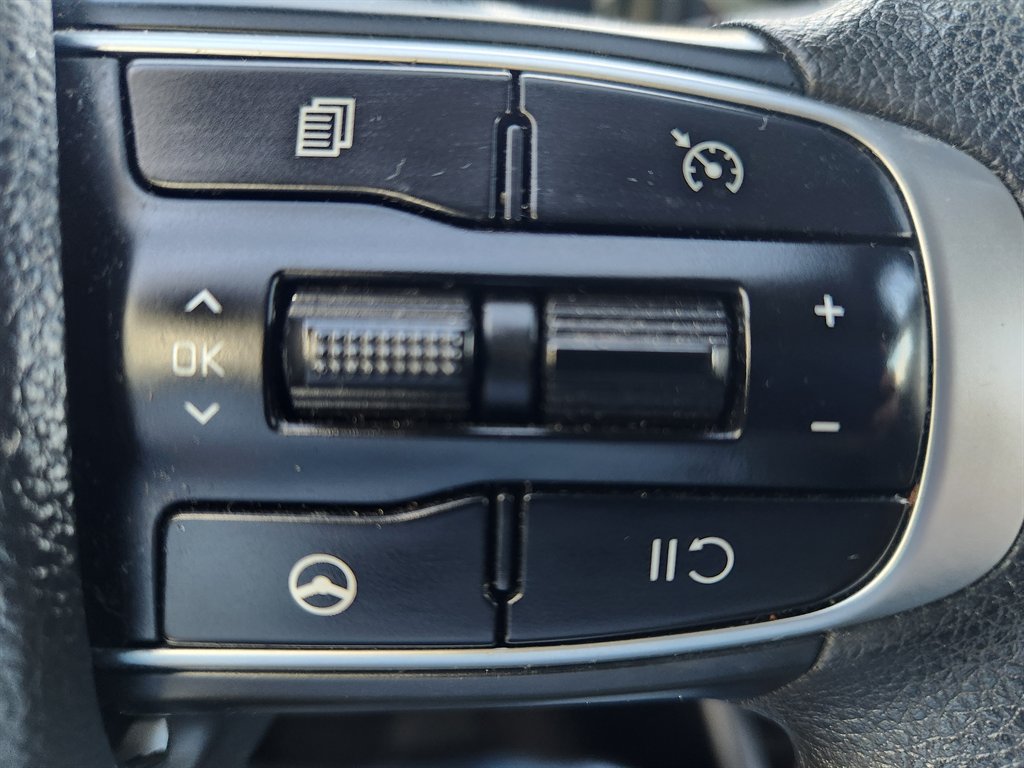 2022 Kia K5 - $14,500