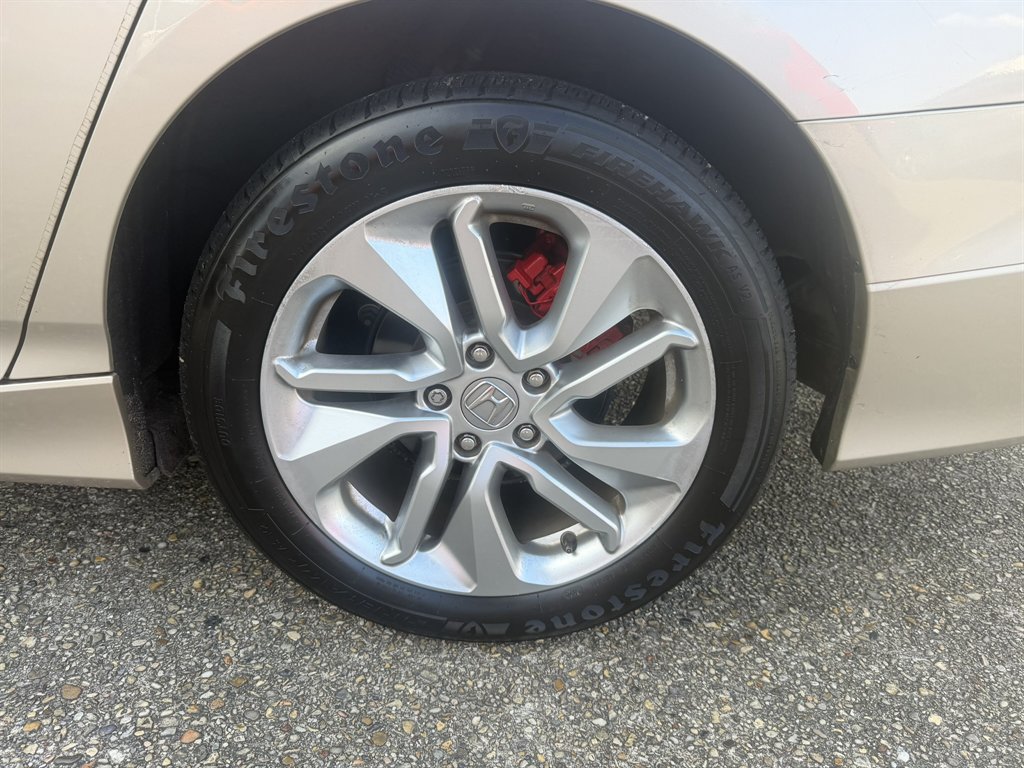 2019 Honda Accord - $13,995