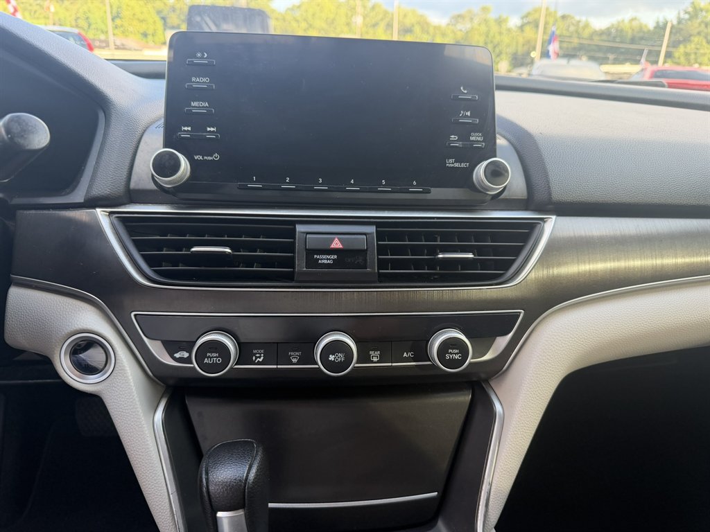 2019 Honda Accord - $13,995
