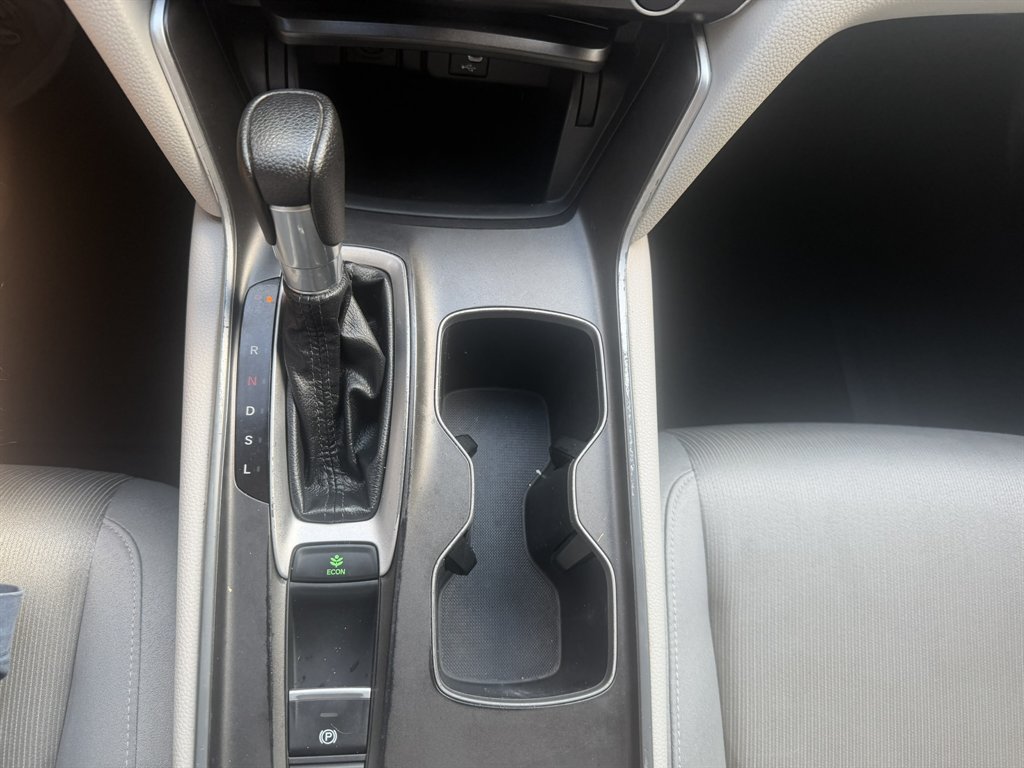 2019 Honda Accord - $13,995