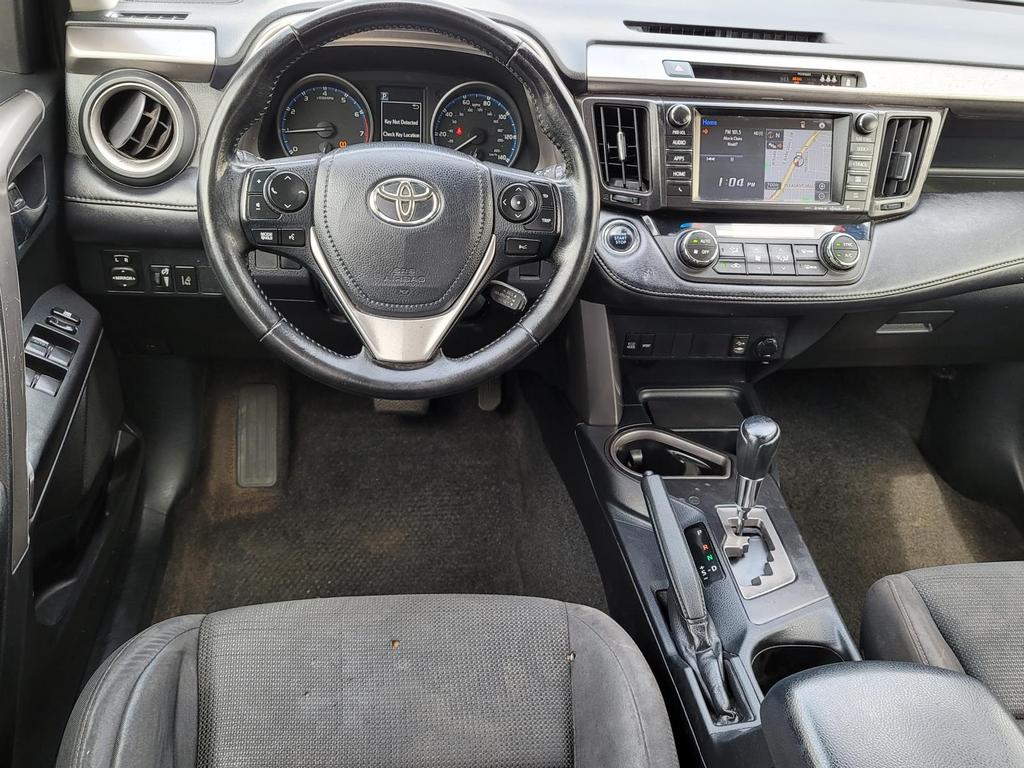 2018 Toyota RAV4 XLE photo