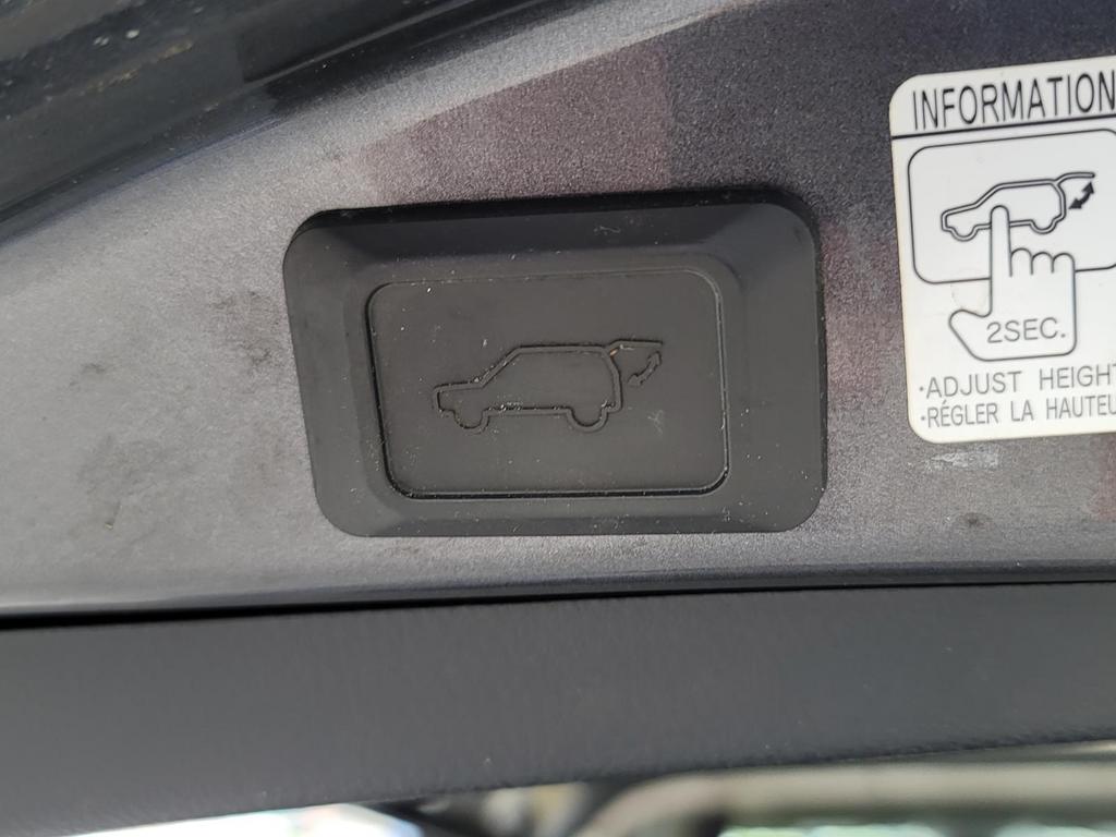 2018 Toyota RAV4 XLE photo