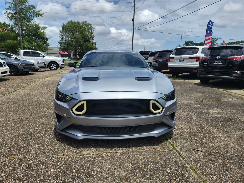 2020 Ford Mustang - $27,995