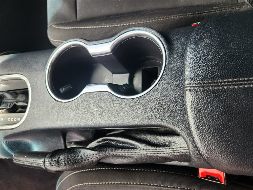 2020 Ford Mustang - $27,995