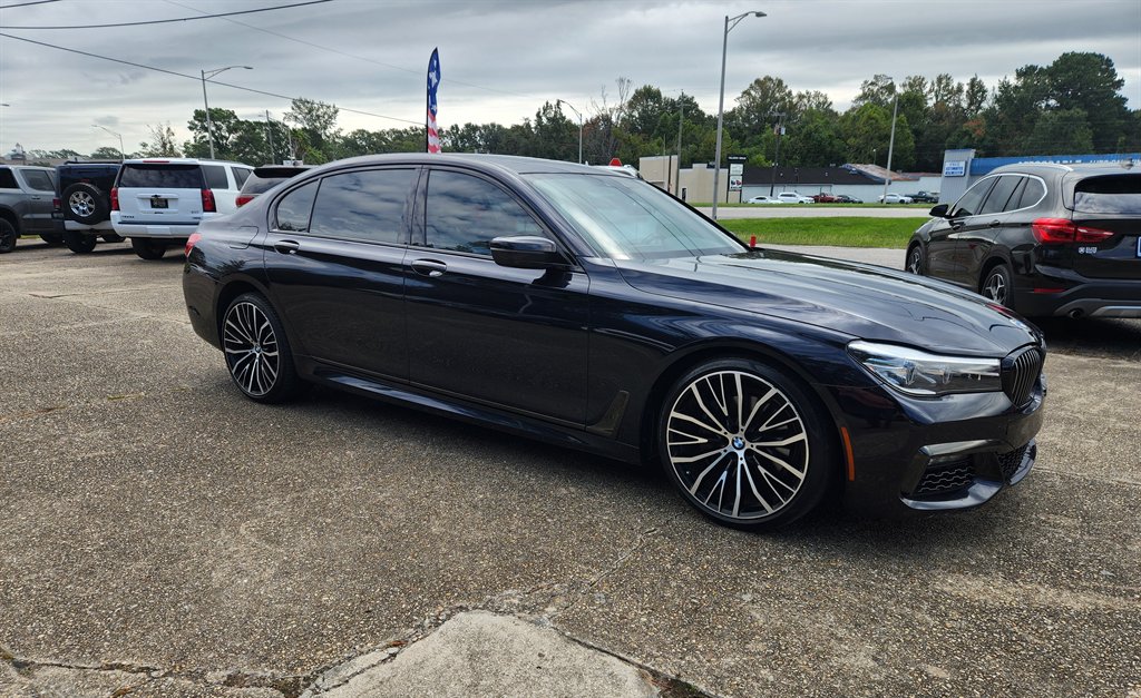 2019 BMW 740i - $24,995