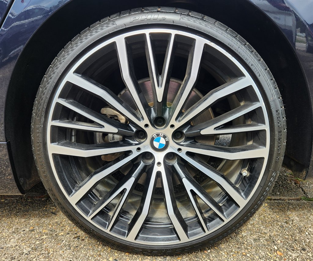 2019 BMW 740i - $24,995