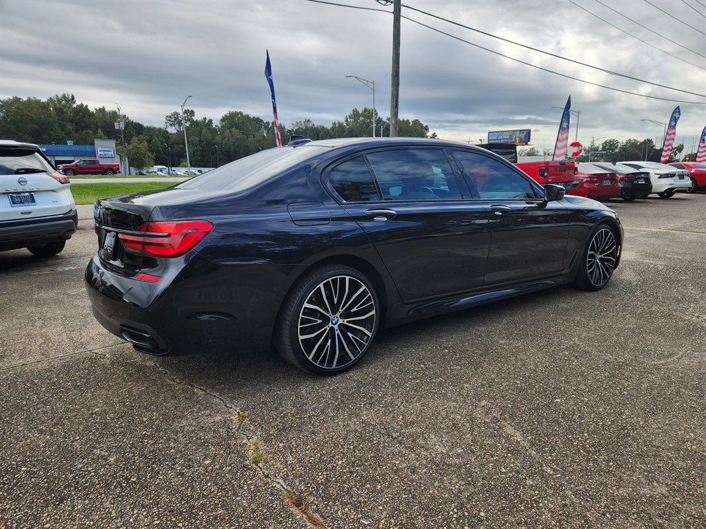 2019 BMW 740i - $24,995