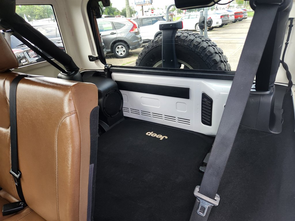 2014 Jeep Wrangler - $17,995