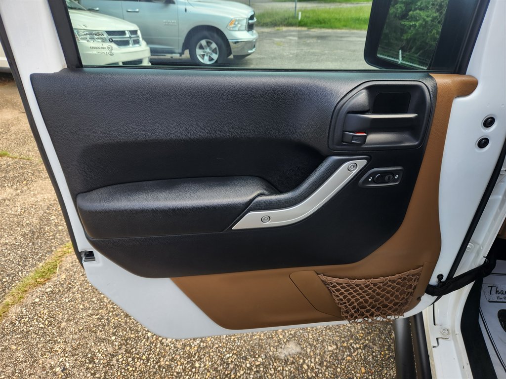2014 Jeep Wrangler - $17,995