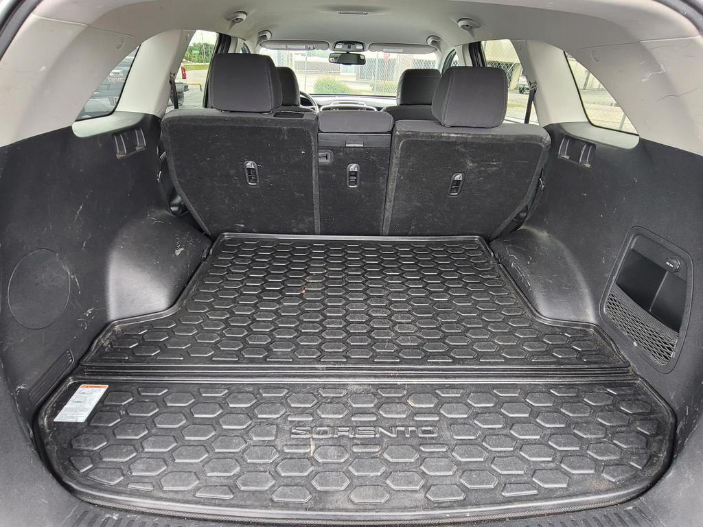 2017 Kia Sorento LX photo