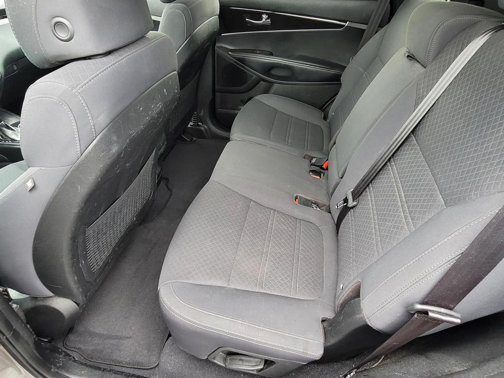 2017 Kia Sorento LX photo