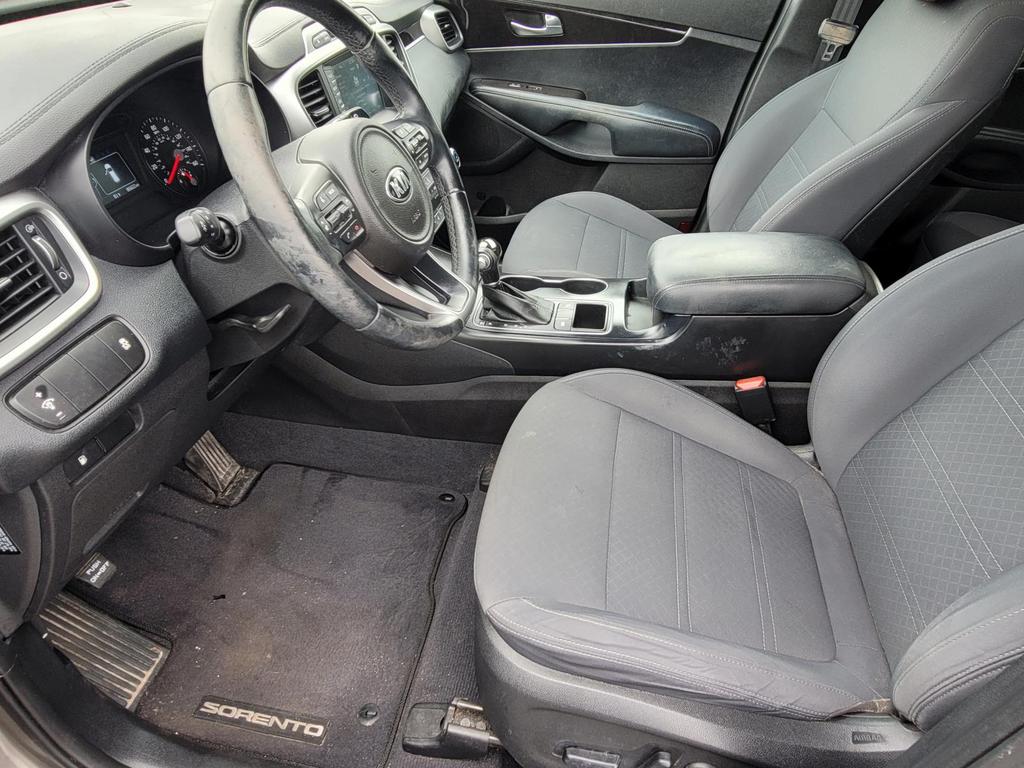 2017 Kia Sorento LX photo