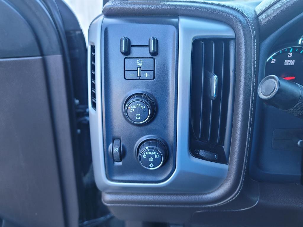 2018 GMC Sierra 1500 SLT photo