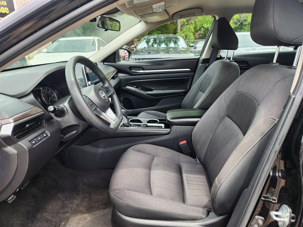 2023 Nissan Altima - $17,800