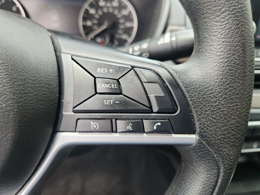 2023 Nissan Altima - $17,800