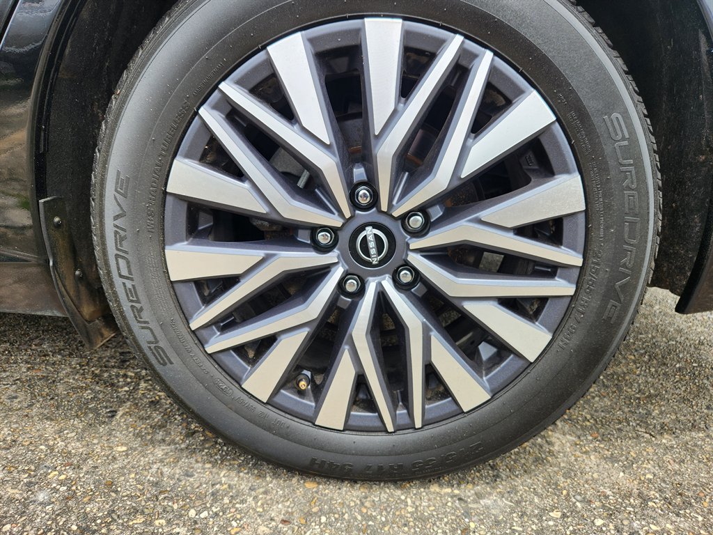 2023 Nissan Altima - $17,800
