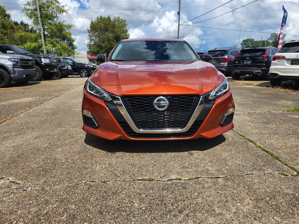 2022 Nissan Altima - $16,500