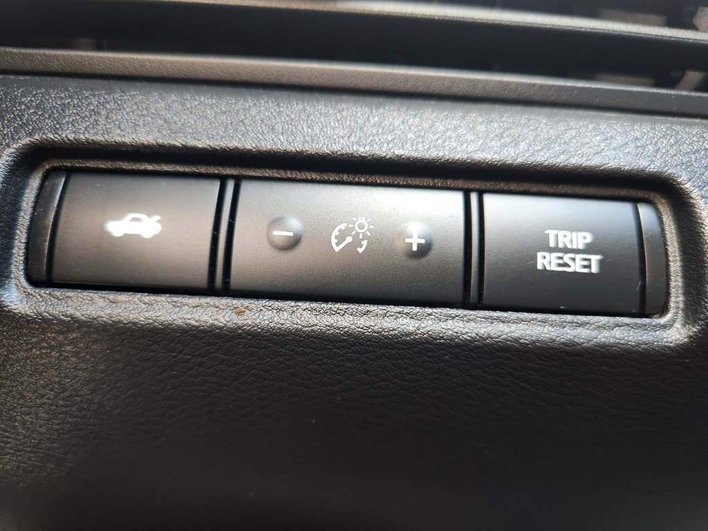2022 Nissan Altima - $16,500