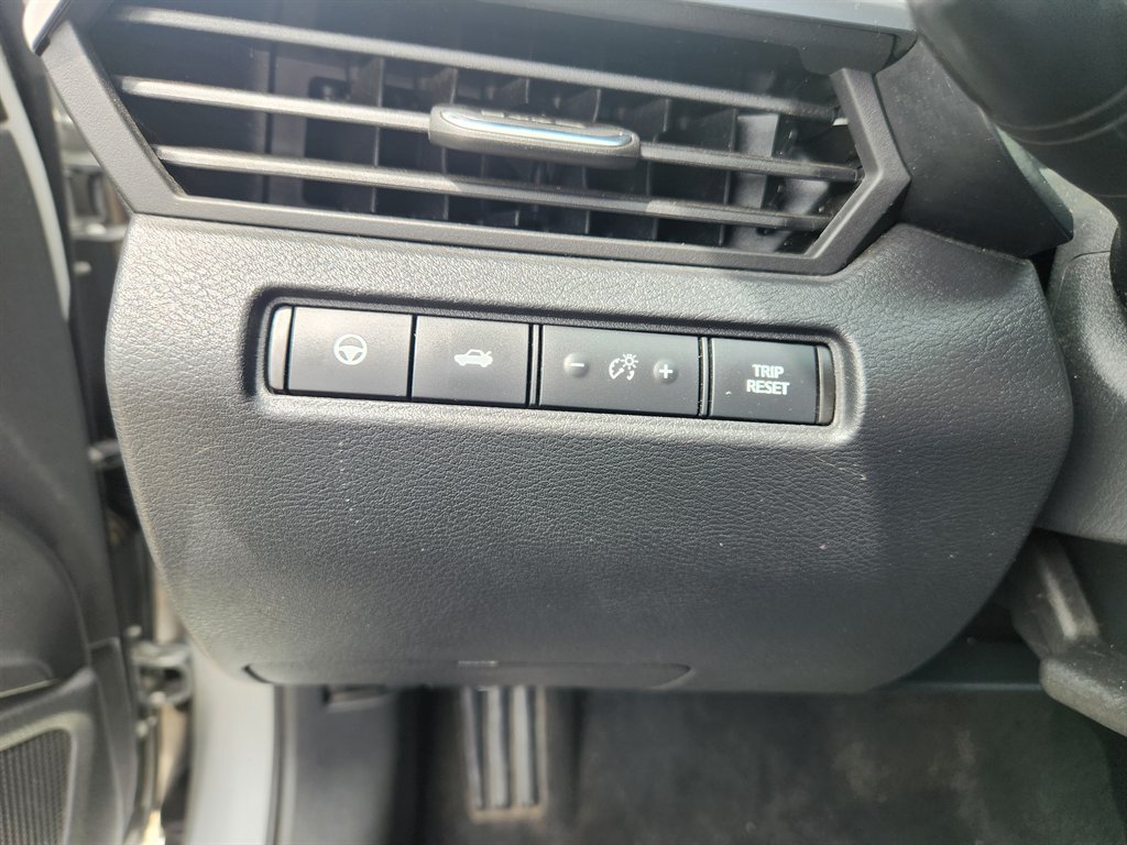 2021 Nissan Altima - $15,995
